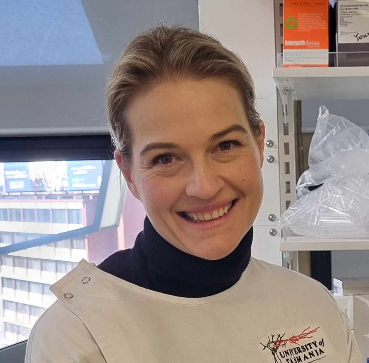 Associate Professor Cathy Blizzard Profile Image